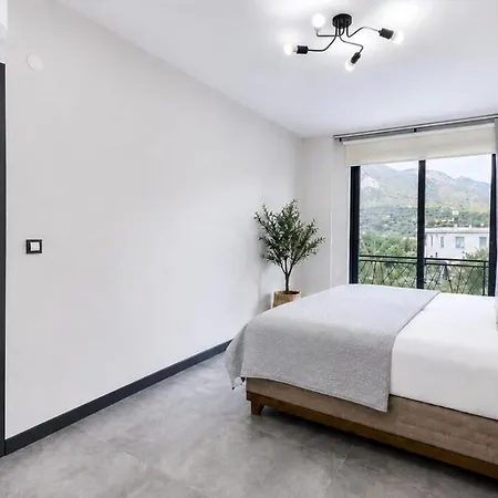 Sibella Villa *